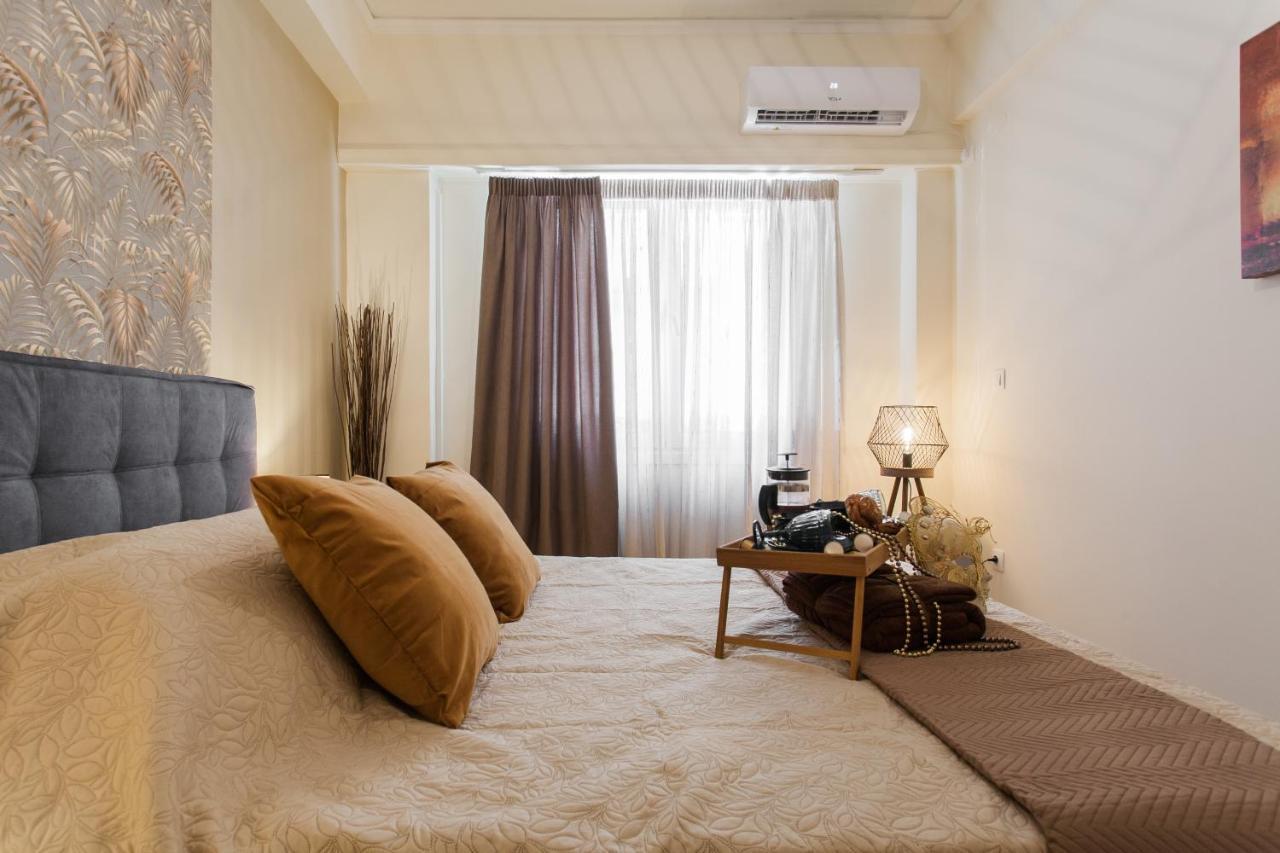 Lovely Renovated Apartment Walk To Acropolis Афины Экстерьер фото